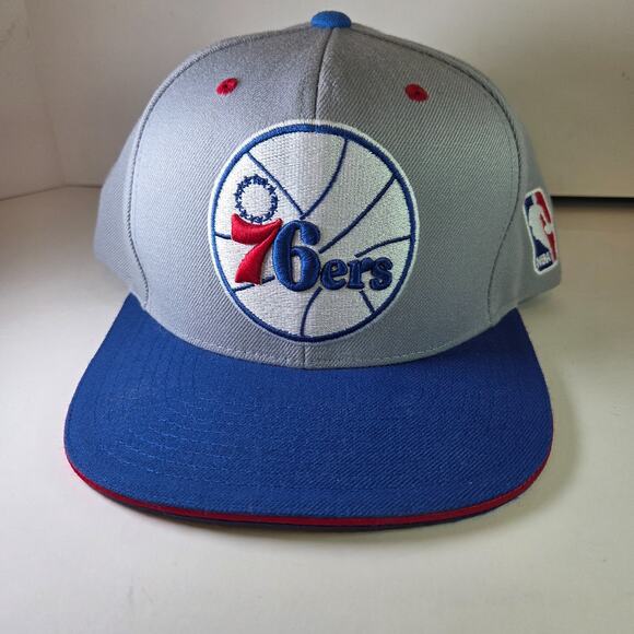 Philadelphia 76ers Mitchell & Ness Snapback Hat Gray Blue Red NBA - Picture 1 of 10